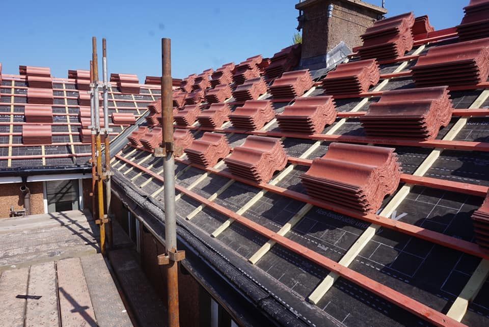 Cast iron gutter restoration work in progress on a Nottingham property.